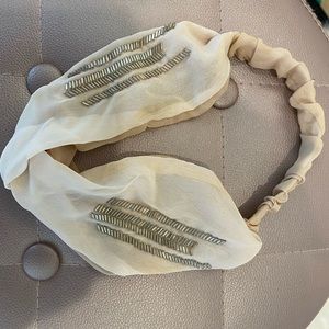 Dual tone Cream turban knot style headband